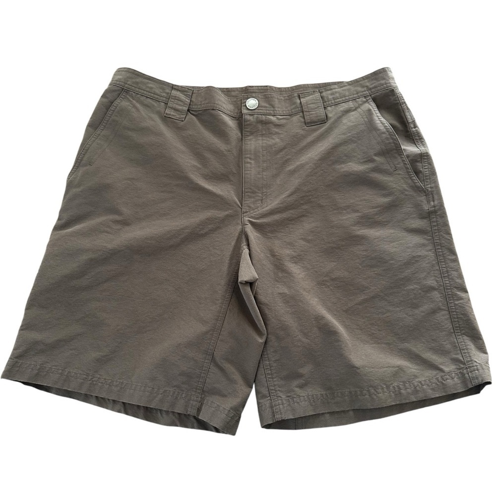 Columbia‎ Mens 36 waist Brown Cargo Shorts 10” Inseam Hiking Camping Active
